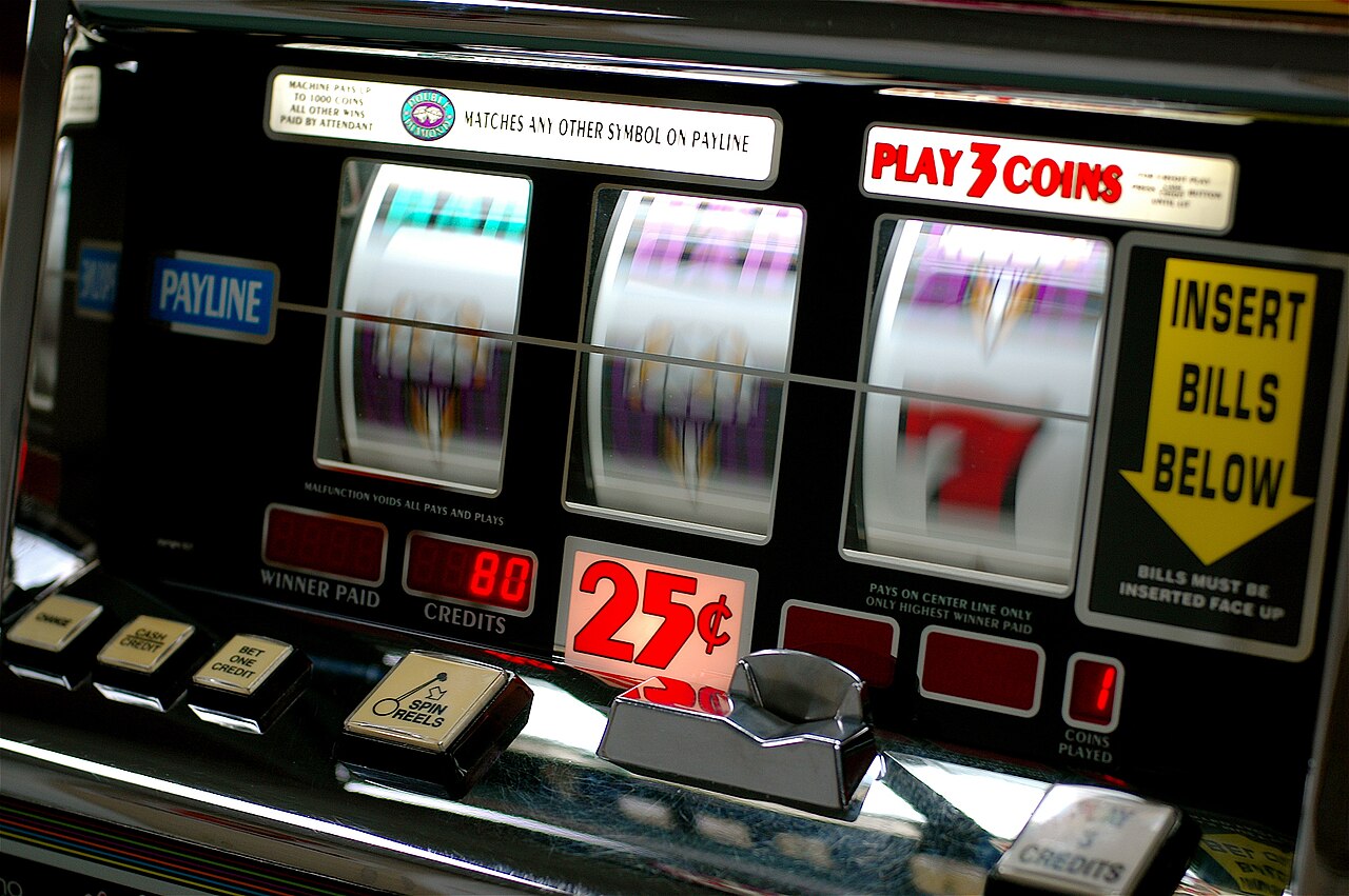 FairPlay Slot Reels: three sevens lined up across the reels of a slot machine
